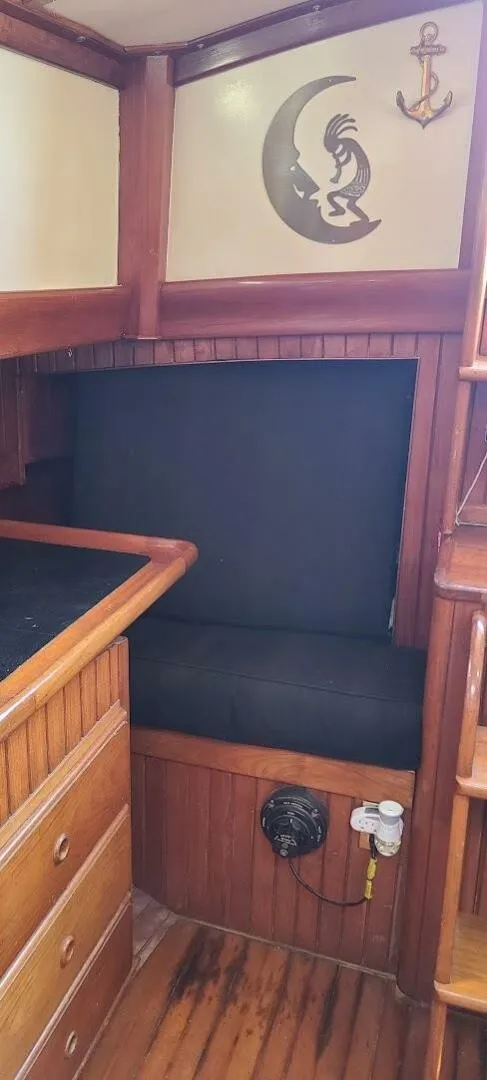 Slide: The Image of Union Polaris 36 1980 - 4501985