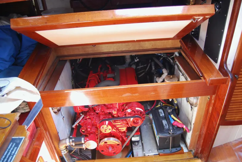 Slide: The Image of Cherubini 44 Ketch 1983 - 4503841