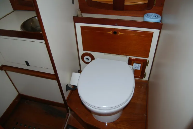 Slide: The Image of Cherubini 44 Ketch 1983 - 4503858