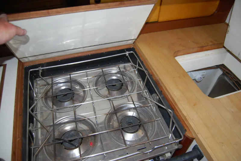 Slide: The Image of Cherubini 44 Ketch 1983 - 4503881