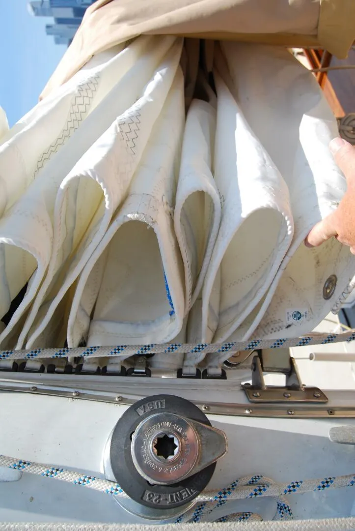 Slide: The Image of Cherubini 44 Ketch 1983 - 4503762