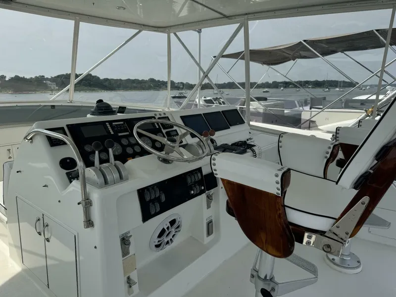 Slide: The Image of Hatteras 54 Yacht 1994 - 4504124