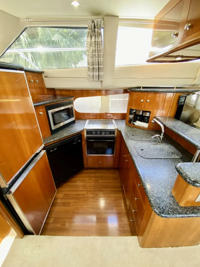 Slide: The Image of Carver Yachts 506 Motor Yacht 2000 - 4504641