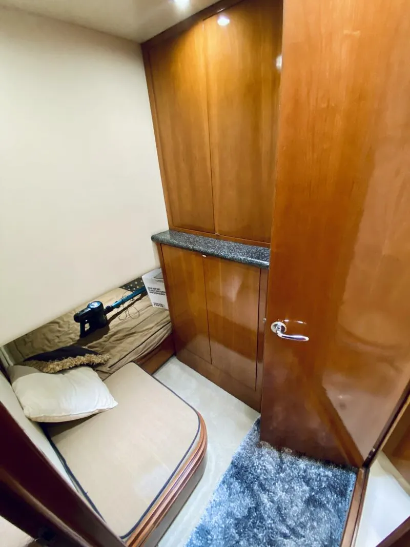 Slide: The Image of Carver Yachts 506 Motor Yacht 2000 - 4504652