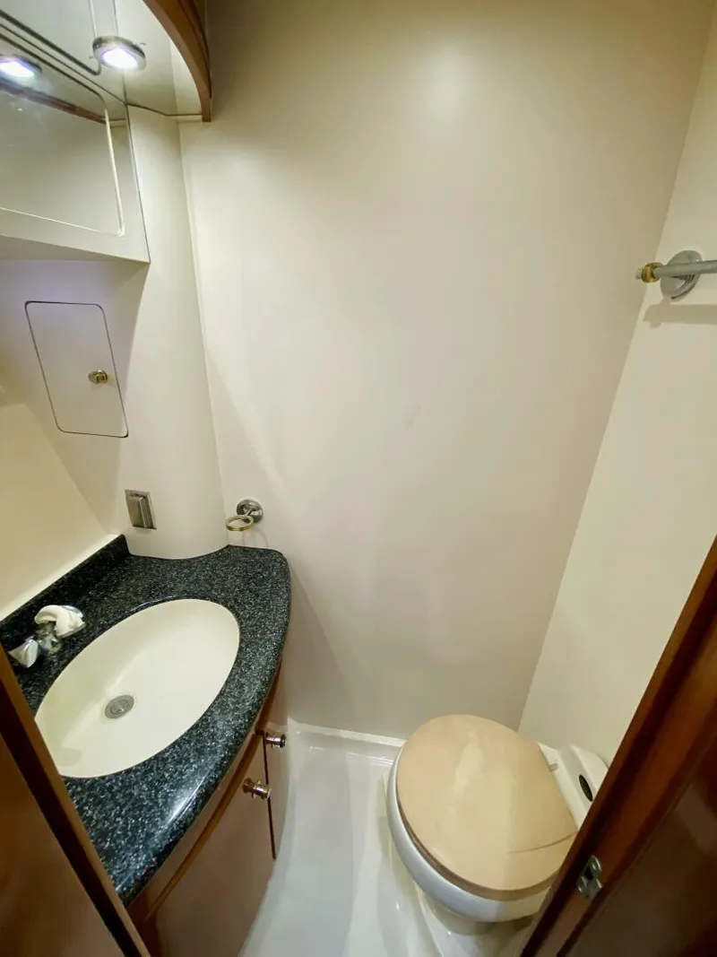 Slide: The Image of Carver Yachts 506 Motor Yacht 2000 - 4504653