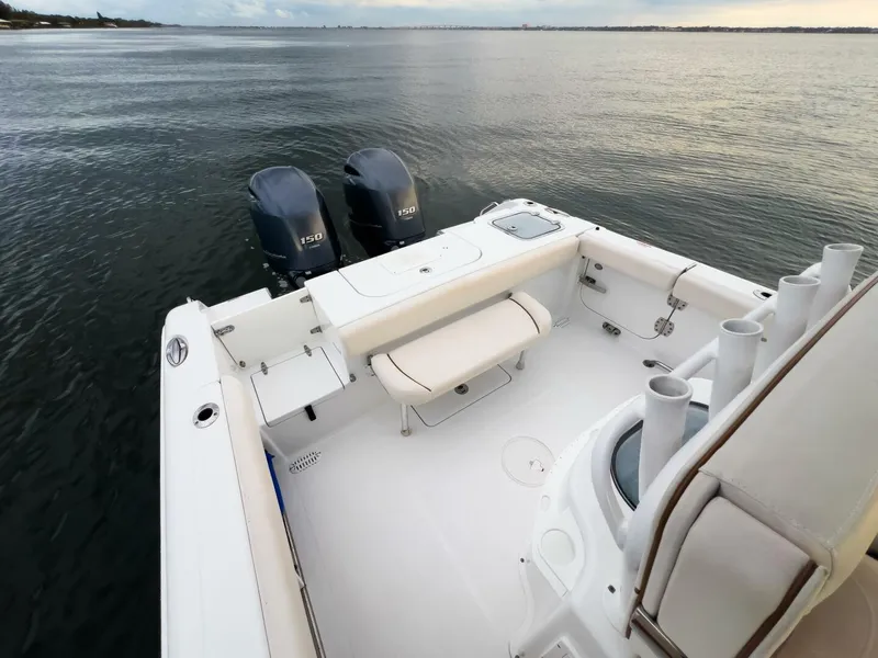 Slide: The Image of Sea Hunt 25 Gamefish - Aft Seating 2020 Sea Hunt 25 Gamefish - 4506867