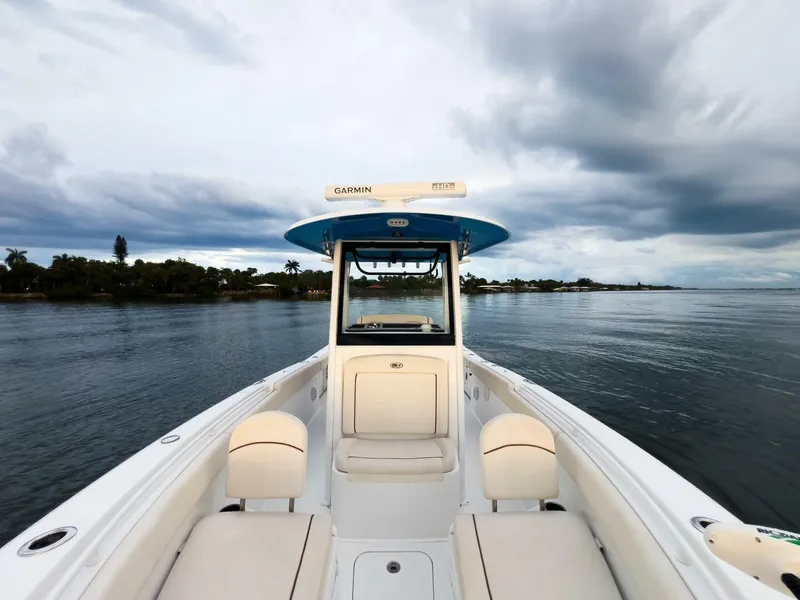 Slide: The Image of Sea Hunt 25 Gamefish - Forward Seating 2020 Sea Hunt 25 Gamefish - 4506848