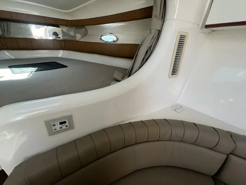 Slide: The Image of Silverton 310 Express 1996 - 4509621