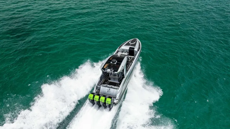 Slide: The Image of Deep Impact 399 Cabin 2018 - 4511075