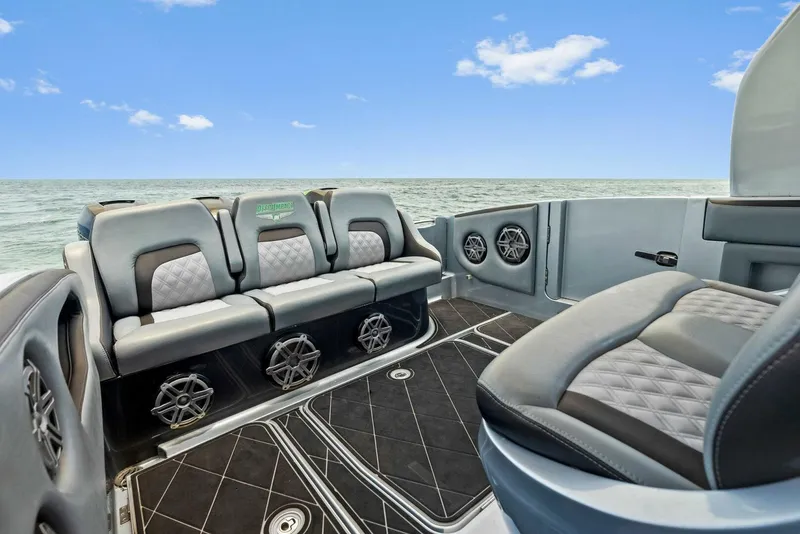 Slide: The Image of Deep Impact 399 Cabin 2018 - 4511076