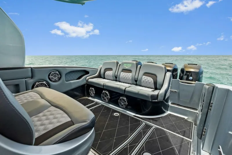 Slide: The Image of Deep Impact 399 Cabin 2018 - 4511077