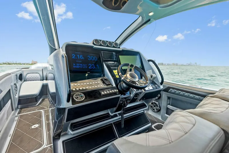 Slide: The Image of Deep Impact 399 Cabin 2018 - 4511081