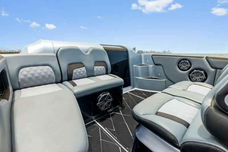 Slide: The Image of Deep Impact 399 Cabin 2018 - 4511086