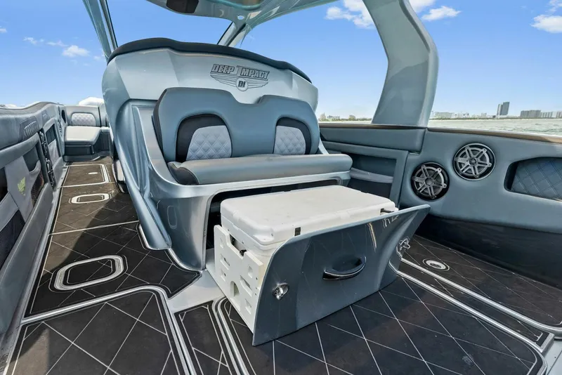 Slide: The Image of Deep Impact 399 Cabin 2018 - 4511087