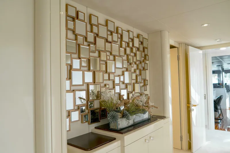 Slide: The Image of 164 OCEANFAST 1989 DETAILS - 4511394