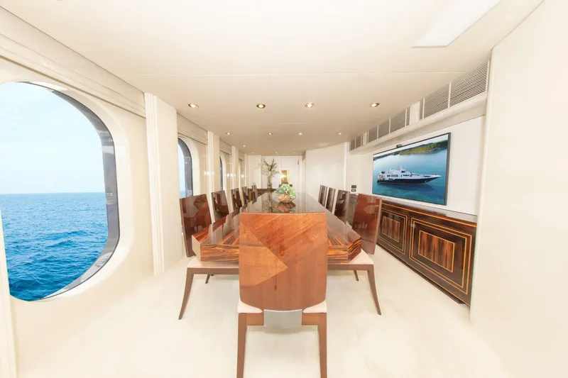 Slide: The Image of 164 OCEANFAST 1989 FORMAL DINING ROOM - 4511397