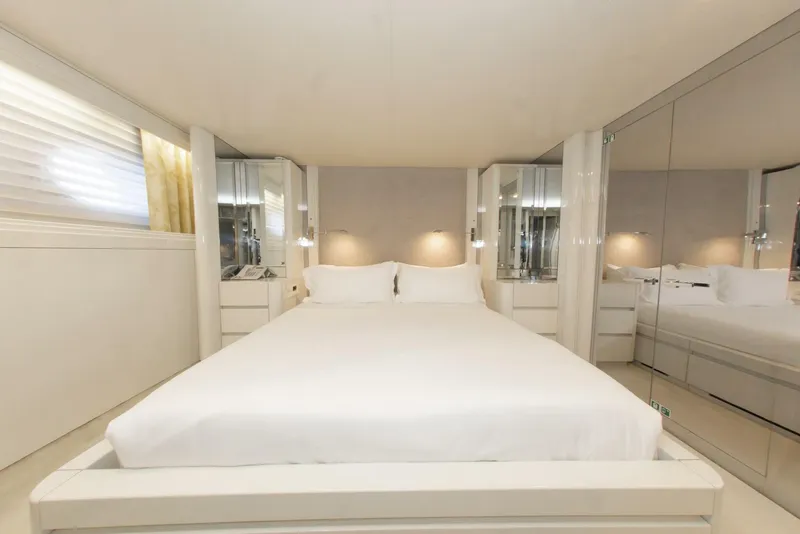 Slide: The Image of 164 OCEANFAST 1989 GUEST CABIN 4 - 4511408