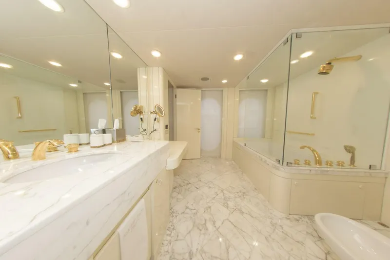 Slide: The Image of 164 OCEANFAST 1989 MASTER 2ND HEAD 4 - 4511434