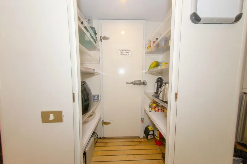 Slide: The Image of 164 OCEANFAST 1989 PANTRY - 4511456