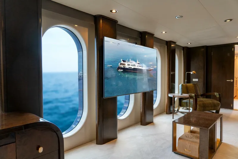 Slide: The Image of 164 OCEANFAST 1989 MEDIA ROOM - 4511341