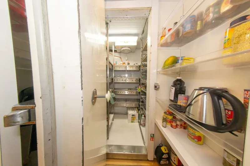 Slide: The Image of 164 OCEANFAST 1989 PANTRY : WALKIN FRIDGE - 4511342