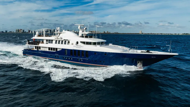 Slide: The Image of 164 OCEANFAST 1989 PROFILE 6 - 4511347