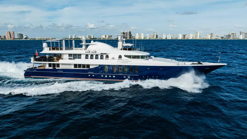 Slide: The Image of 164 OCEANFAST 1989 PROFILE 9 - 4511350