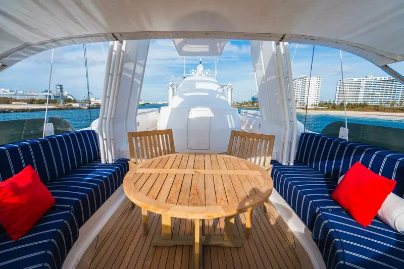 Slide: The Image of 164 OCEANFAST 1989 UPPER DECK SEATING 2 - 4511369