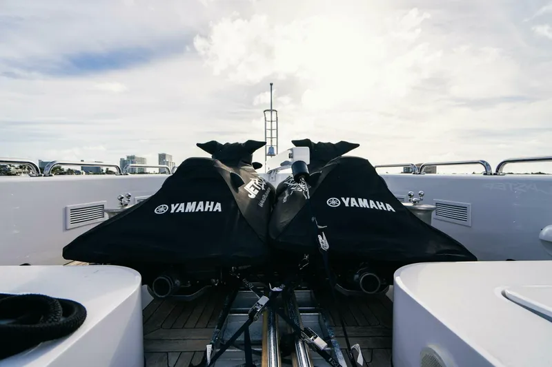 Slide: The Image of 164 OCEANFAST 1989 WAVERUNNERS - 4511375