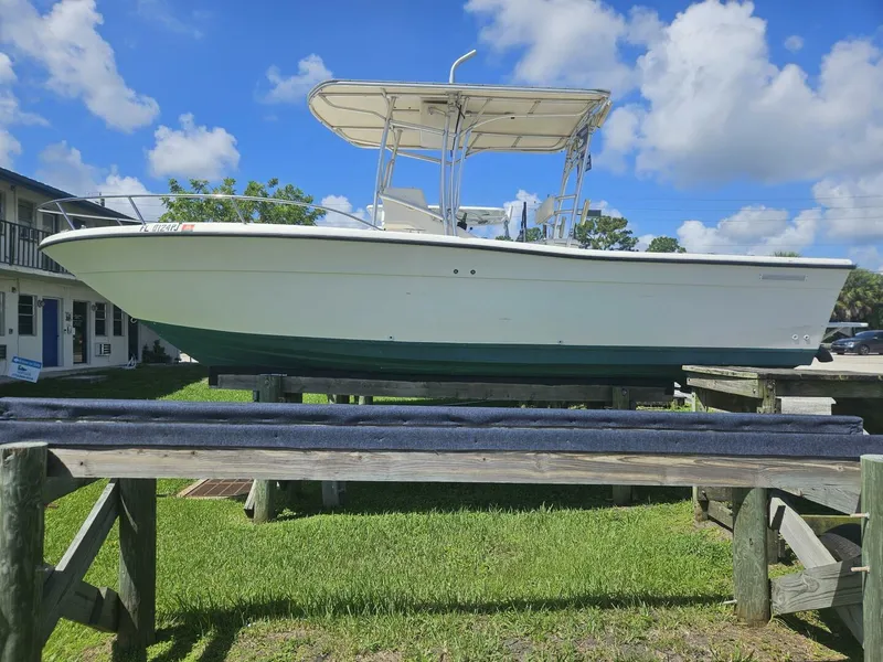 The Image of Pursuit 2600 CC 1995 - 4528957