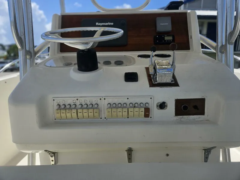 Slide: The Image of Pursuit 2600 CC 1995 - 4529044