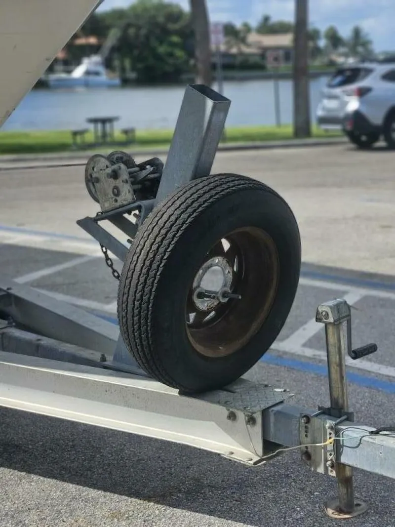 Slide: The Image of Pursuit 2600 CC 1995 - 4528945