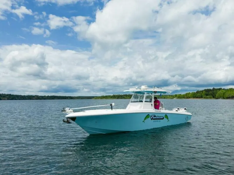 Slide: The Image of Fountain 34 Center Console 2019 - 4513606