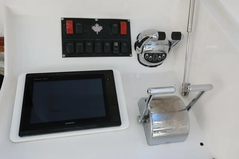 Slide: The Image of Bertram Convertible 1981 - 5839588