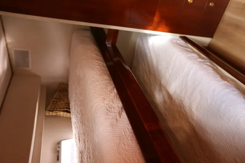 Slide: The Image of Bertram Convertible 1981 - 5839605