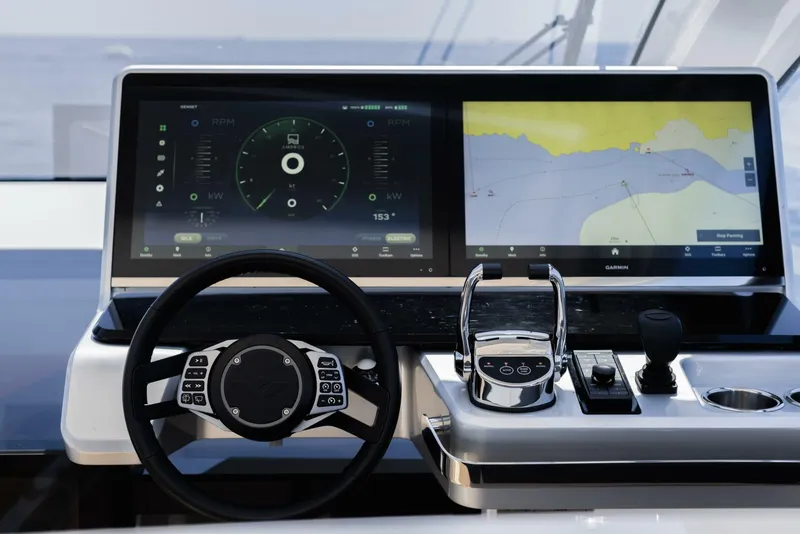 Slide: The Image of Sialia 57 Weekender Sialia 57 electric dayboat - 4632970