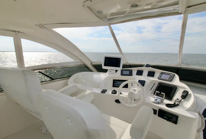 Slide: The Image of 2007 Lazzara 74 Motor Yacht Kathleen - 4688309