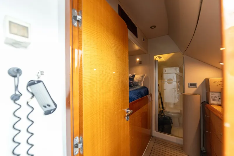 Slide: The Image of 2007 Lazzara 74 Motor Yacht Kathleen - 4688489