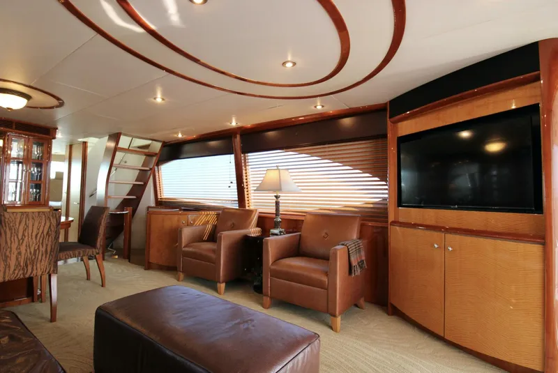 Slide: The Image of 2007 Lazzara 74 Motor Yacht Kathleen - 4688296