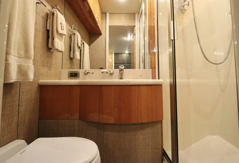 Slide: The Image of 2007 Lazzara 74 Motor Yacht Kathleen - 4688332