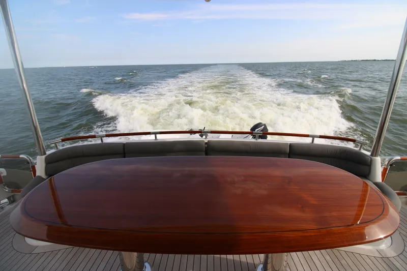 Slide: The Image of 2007 Lazzara 74 Motor Yacht Kathleen - 4688306