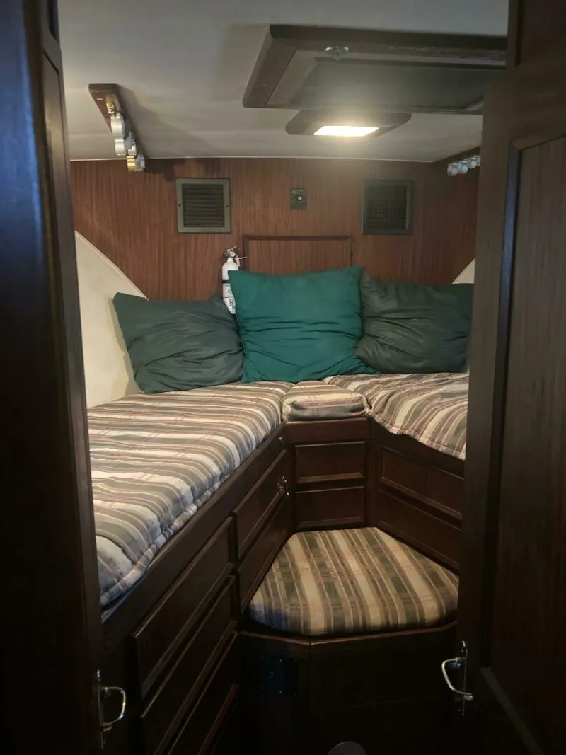 Slide: The Image of Hatteras SportFish 1983 - 4526610