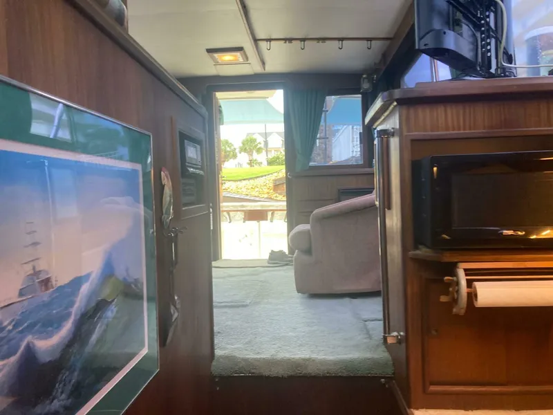 Slide: The Image of Hatteras SportFish 1983 - 4526613