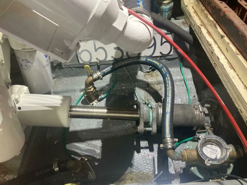 Slide: The Image of Hatteras SportFish 1983 - 4526625