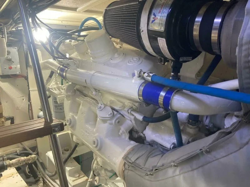 Slide: The Image of Hatteras SportFish 1983 - 4526634