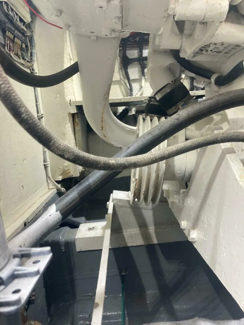 Slide: The Image of Hatteras SportFish 1983 - 4526656