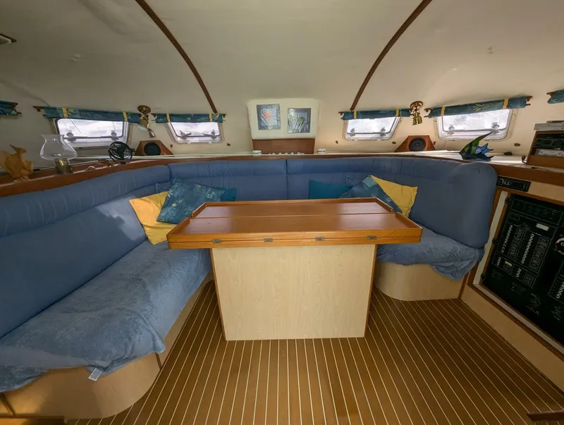 Slide: The Image of Shuttleworth Ocean Cheetah 37 Custom 1998 - 4522741