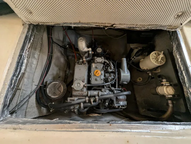 Slide: The Image of Shuttleworth Ocean Cheetah 37 Custom 1998 - 4522759