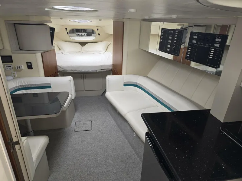 Slide: The Image of 1992 Mainship 360 - 4519756