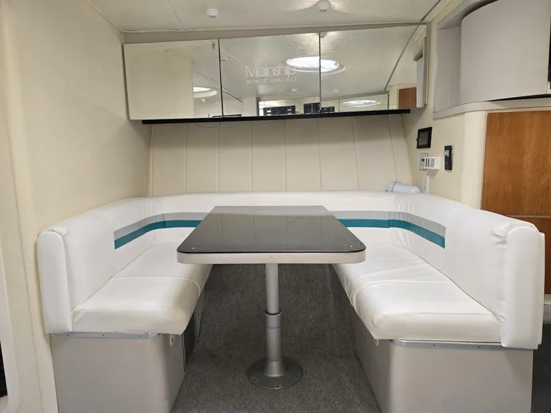 Slide: The Image of 1992 Mainship 360 - 4519765